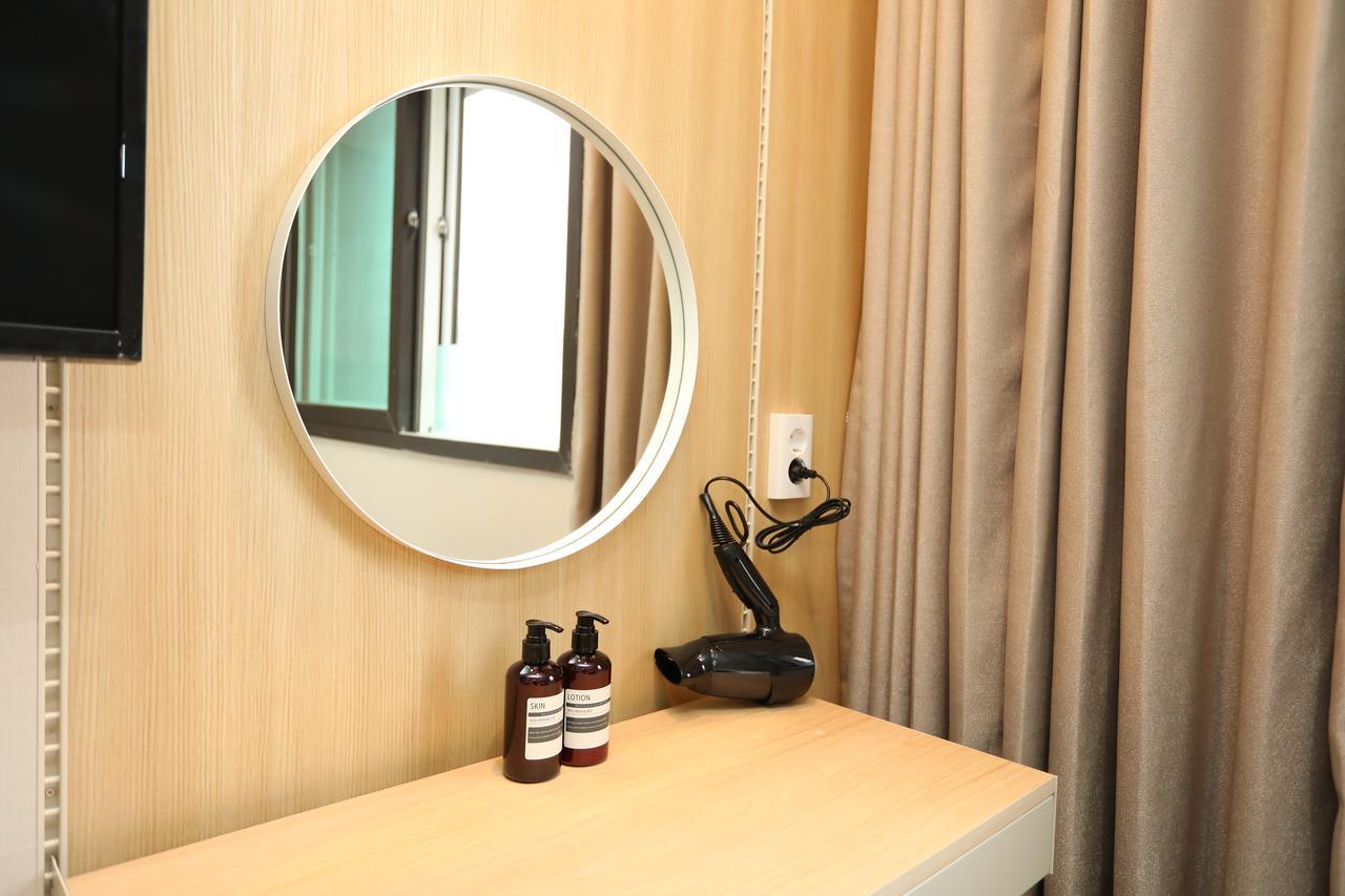 The First Hotel Changwon Buitenkant foto